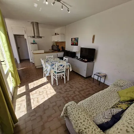 Le Ginestou - 3 Pieces 4 Couchages Port Leucate. Ref: 6gin_22 Mae-7424 *